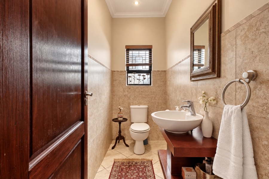 3 Bedroom Property for Sale in Lovemore Park Eastern Cape